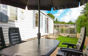 2 Bedroom Lovely Home In Retranchement